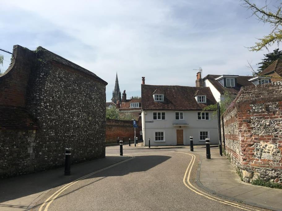 The Print Rooms, Old Printworks, * Winchester